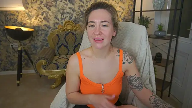 Snapshot of KateShanny chatting on 05-08-26, 05:44 KateShanny online show from 05-08-26, 05:44