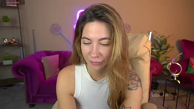 KateShanny online show from 12-04-25, 06:45