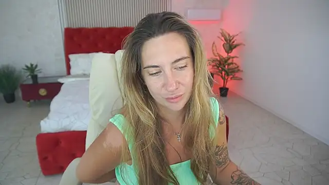 KateShanny online show from 07-25-26, 06:32