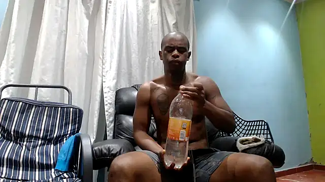 Snapshot of Bedroom_Gangster007 chatting on 02-03-26, 02:32 Bedroom Gangster007 online show from 02-03-26, 02:32