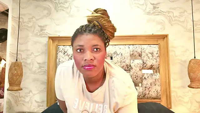 Snapshot of ZOLEY_WATSON chatting on 03-01-26, 03:06 ZOLEY WATSON online show from 03-01-26, 03:06