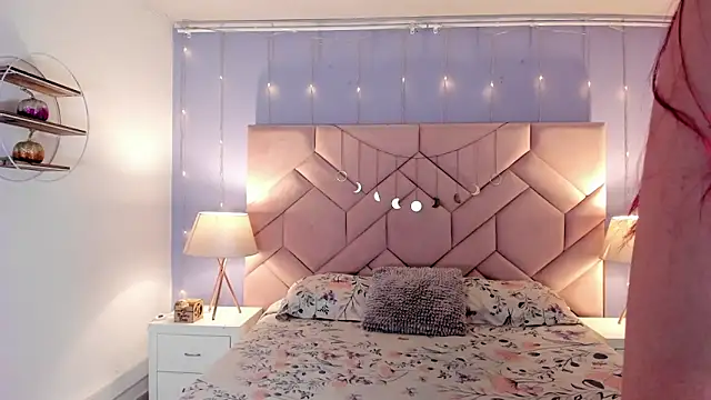 Camila Rivers online show from 09-13-25, 04:29