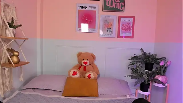 Camila Rivers online show from 03-19-26, 04:12