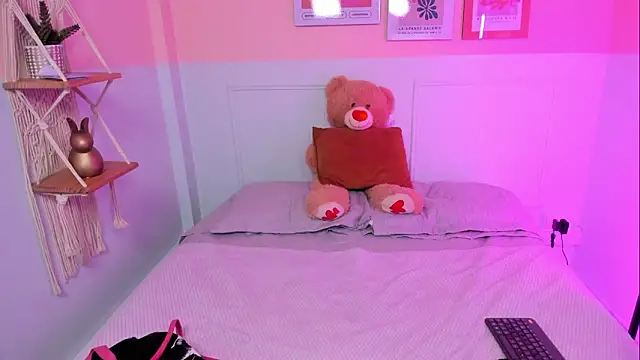 Camila Rivers online show from 02-07-26, 04:20