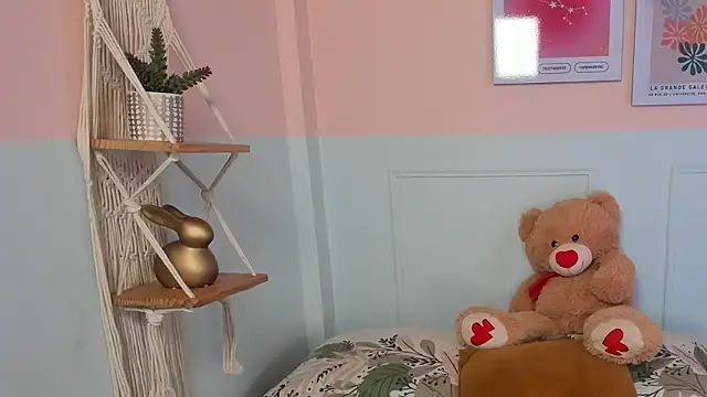 Camila Rivers online show from 03-13-26, 04:28