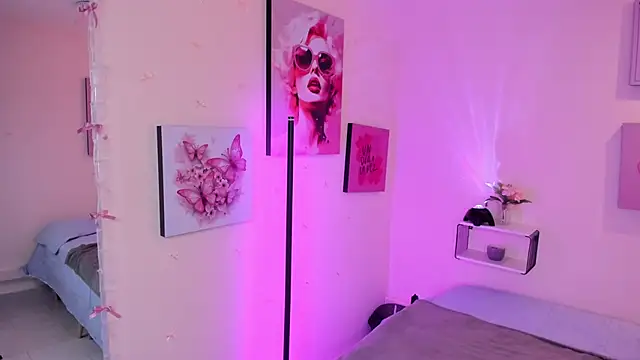 Camila Rivers online show from 02-20-26, 06:19