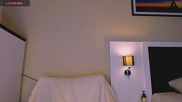 marrenaa online show from 10-04-25, 04:14