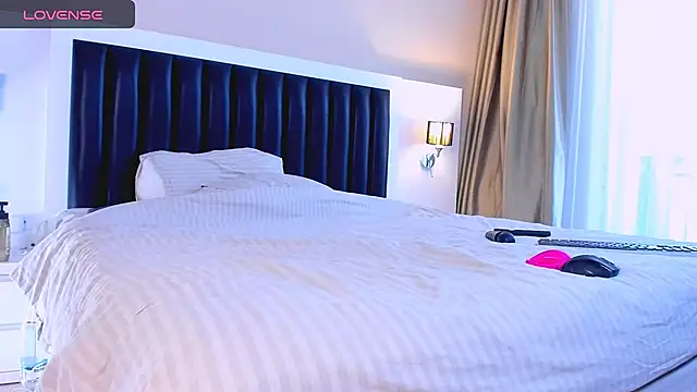 marrenaa online show from 11-29-25, 07:08