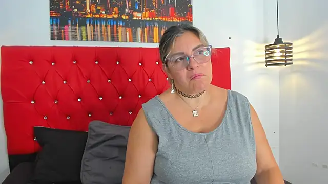 carolinacrus01 online show from 02-15-26, 04:50