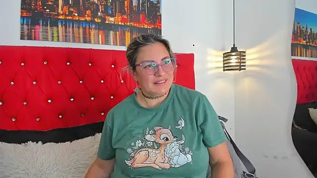 carolinacrus01 online show from 02-09-26, 04:27