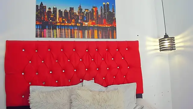 carolinacrus01 online show from 02-28-26, 06:07