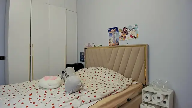 miko moonn online show from 10-16-25, 03:48