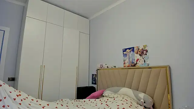 miko moonn online show from 10-15-25, 04:00