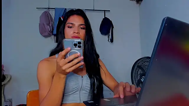 ISA BELLA VZL online show from 01-12-26, 09:20