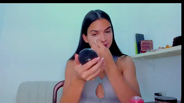 ISA BELLA VZL online show from 04-07-26, 06:43