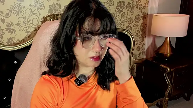 LiLLiAnderson online show from 04-14-26, 12:32