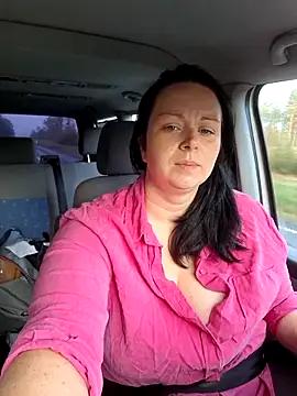 Snapshot of Chrissy_Christal chatting on 09-20-25, 06:18 Chrissy Christal online show from 09-20-25, 06:18