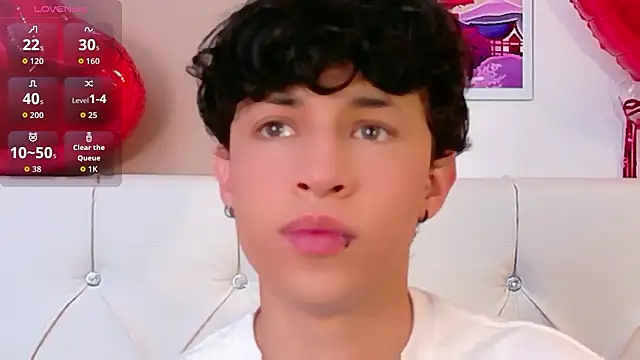 Axel  Evans online show from 03-06-26, 01:39