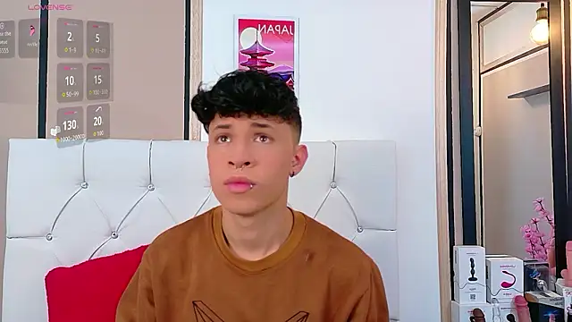 Axel  Evans online show from 03-19-26, 02:39