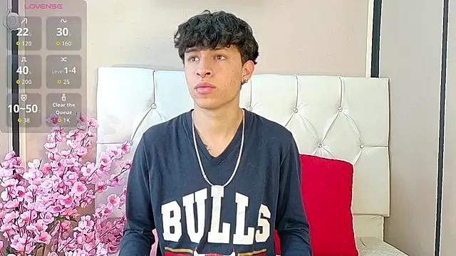 Axel  Evans online show from 10-20-25, 12:17