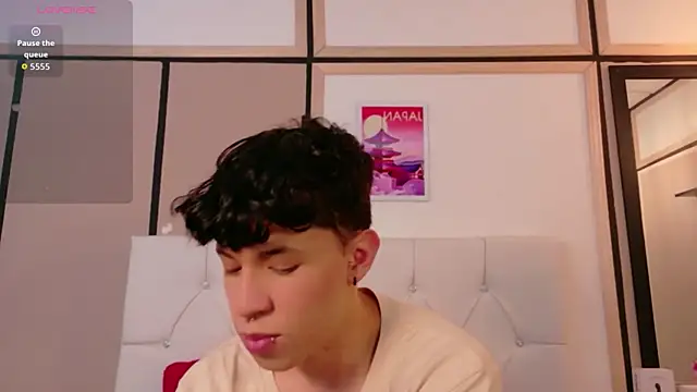 Axel  Evans online show from 04-10-26, 12:12