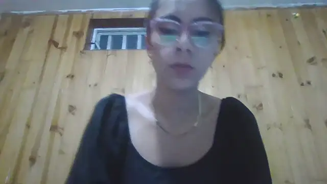 Roselingalvis13 online show from 10-05-25, 02:46