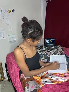 Soniala online show from 11-23-25, 03:38