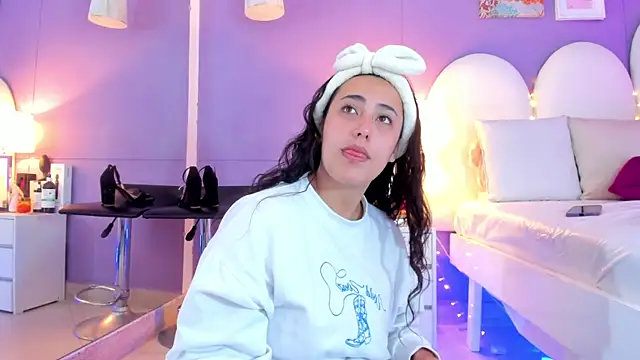 my aleja  online show from 01-16-26, 01:37