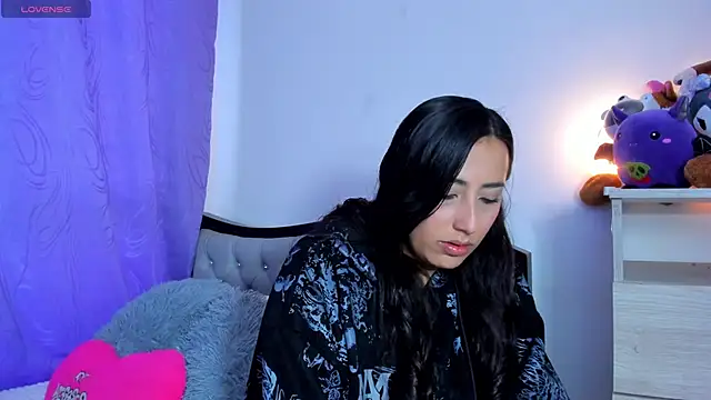 my aleja  online show from 04-15-26, 12:53