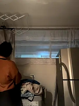 my aleja  online show from 12-05-25, 02:10