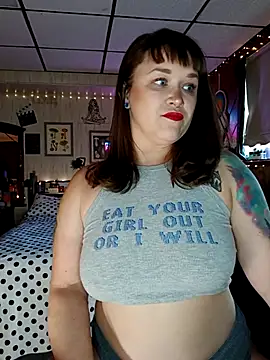 Snapshot of Ursulalane chatting on 10-04-25, 06:09 Ursulalane online show from 10-04-25, 06:09