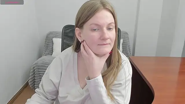 Snapshot of Alisha_Skyes chatting on 02-10-26, 04:55 Alisha Skyes online show from 02-10-26, 04:55