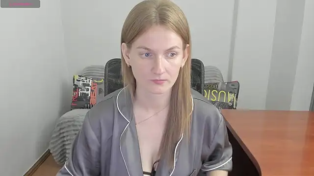 Snapshot of Alisha_Skyes chatting on 06-08-26, 05:35 Alisha Skyes online show from 06-08-26, 05:35