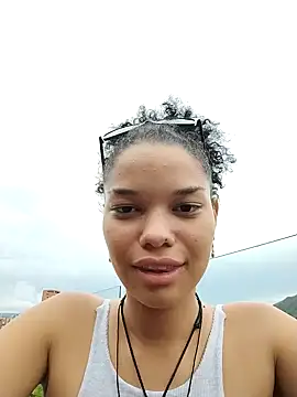 Snapshot of ChloeRaviss chatting on 09-15-25, 07:58 ChloeRaviss online show from 09-15-25, 07:58