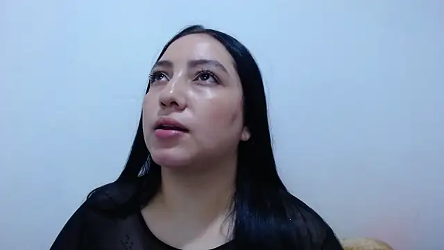 Snapshot of carolina_zabala_19 chatting on 05-14-26, 09:45 carolina zabala 19 online show from 05-14-26, 09:45