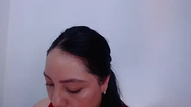 Snapshot of carolina_zabala_19 chatting on 06-15-26, 07:46 carolina zabala 19 online show from 06-15-26, 07:46