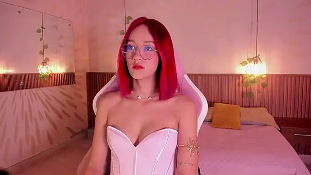 daphne courtis online show from 02-11-26, 03:06