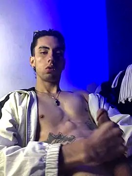 Snapshot of redmen69 chatting on 10-01-25, 04:06 redmen69 online show from 10-01-25, 04:06