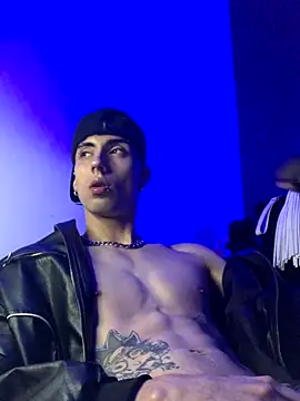 Snapshot of redmen69 chatting on 10-02-25, 03:32 redmen69 online show from 10-02-25, 03:32