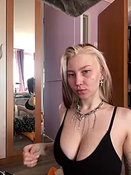 Snapshot of Nicole_matt chatting on 04-11-26, 07:16 Nicole matt online show from 04-11-26, 07:16