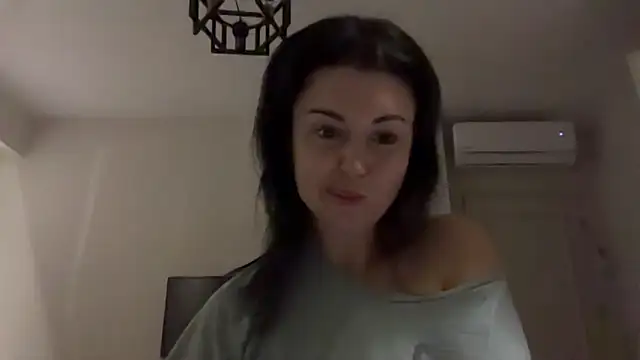 Gilin1 online show from 12-13-25, 08:48