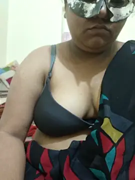 Snapshot of dhanshri143 chatting on 09-15-25, 03:29 dhanshri143 online show from 09-15-25, 03:29