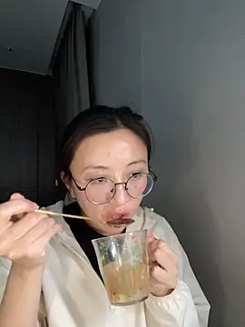 haiyan125216 online show from 02-09-26, 01:20