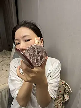 haiyan125216 online show from 10-03-25, 11:56