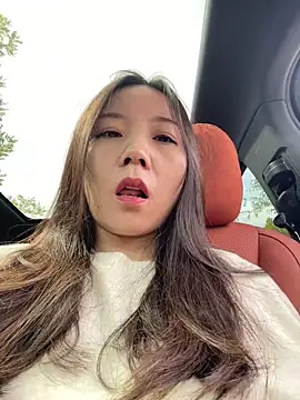 xinmeng-000 online show from 10-18-25, 04:36