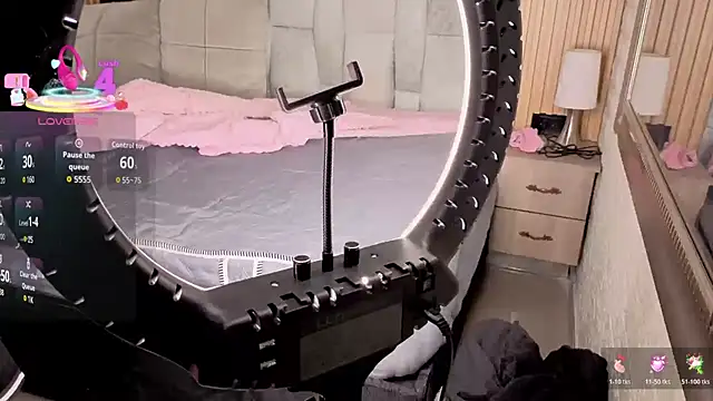 pipedark  online show from 12-02-25, 03:41