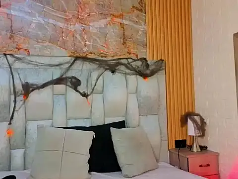 pipedark  online show from 10-22-25, 03:50