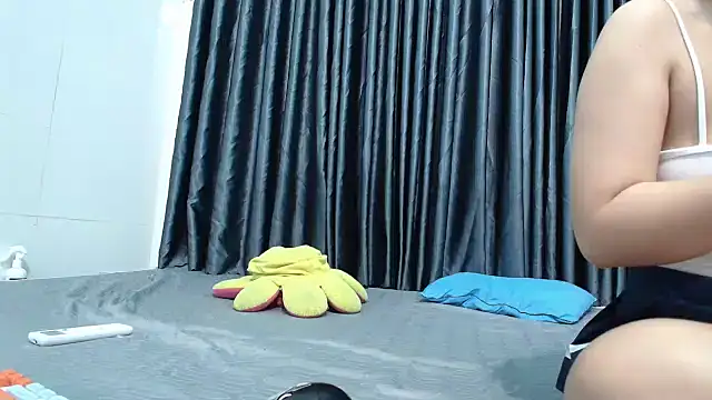 Grass 99 online show from 11-25-25, 01:39