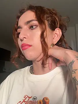 imhelena online show from 01-10-26, 12:06