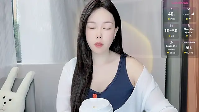 Bella Ava online show from 11-13-25, 06:50